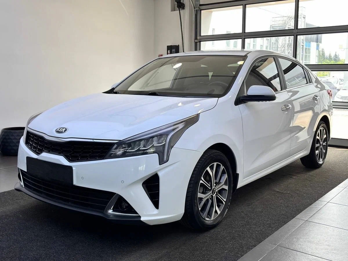KIA Rio по цене от 1 260 000 рублей